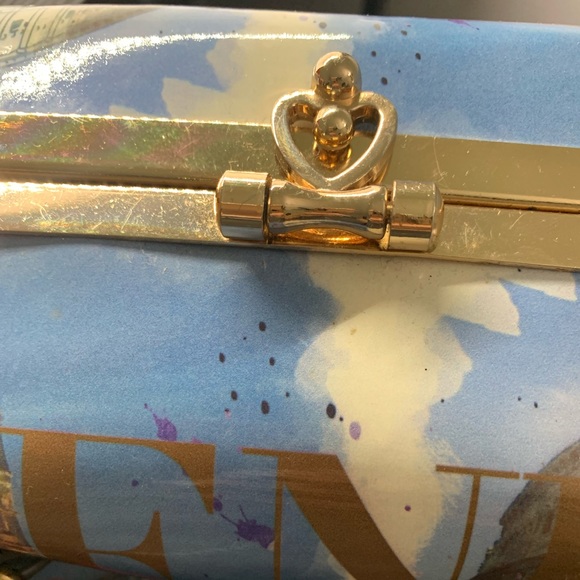 Magazine purse by Ruby Collection - Picture 7 of 8